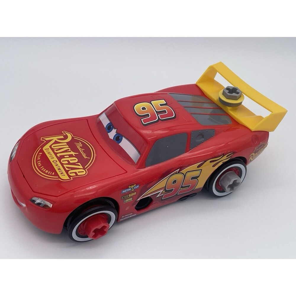 Lightning McQueen Toy Car – Rust-eze, Interchangeable Wheels, Plastic, No Elec - Picture 2 of 7